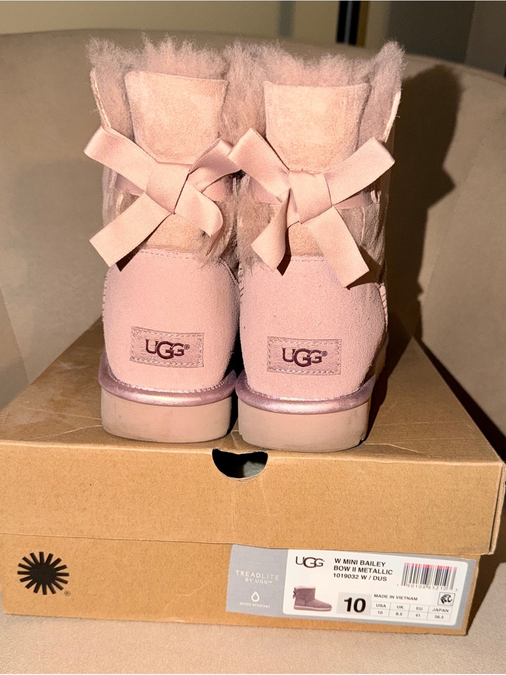 UGG Mini Bailey Bailey Bow II Metallic Dusk Pink, Women’s Size 10